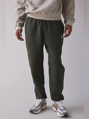 NWT Nike Club Jogger Sweatpant